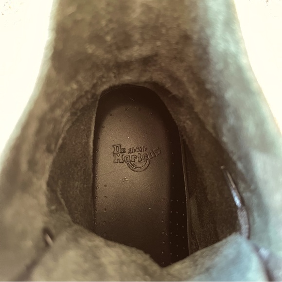 Excellent condition 1460 Dr. Martens ladies size 8 - Picture 4 of 11